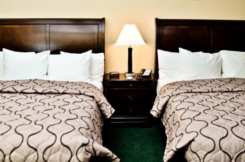 Pacer Inn & Suites Motel Delaware Extérieur photo
