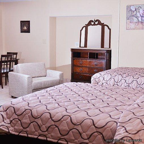 Pacer Inn & Suites Motel Delaware Extérieur photo