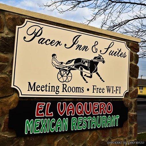Pacer Inn & Suites Motel Delaware Extérieur photo