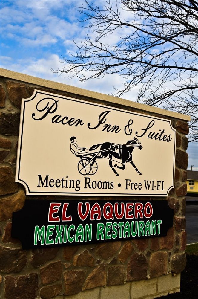 Pacer Inn & Suites Motel Delaware Extérieur photo