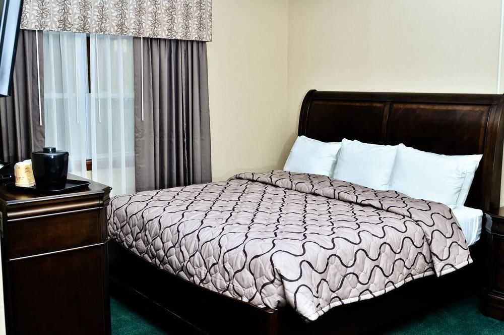 Pacer Inn & Suites Motel Delaware Extérieur photo