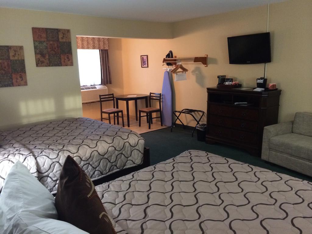 Pacer Inn & Suites Motel Delaware Chambre photo